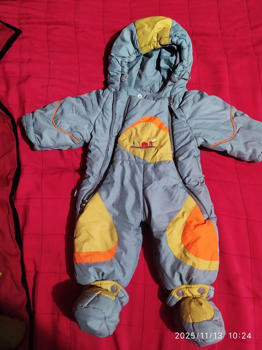 Зимовий комбінезон
