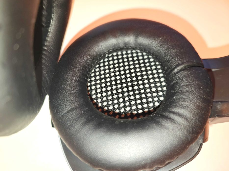 Profesjonalne słuchawki gamingowe Modecom Volcano MC-959