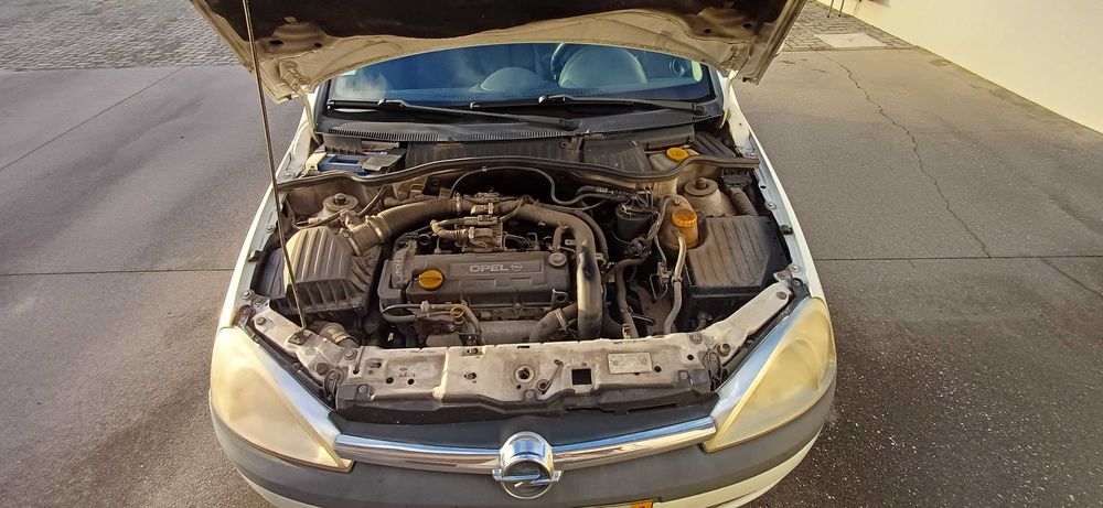Opel corsa C 1.7 DI comercial