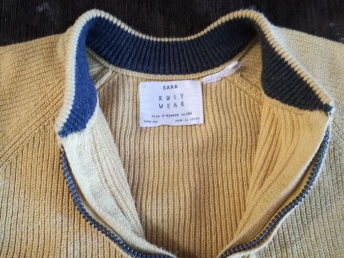 ZARA sweter, kardigan rozpinany z kieszeniami, w dłonie, r.98-104
