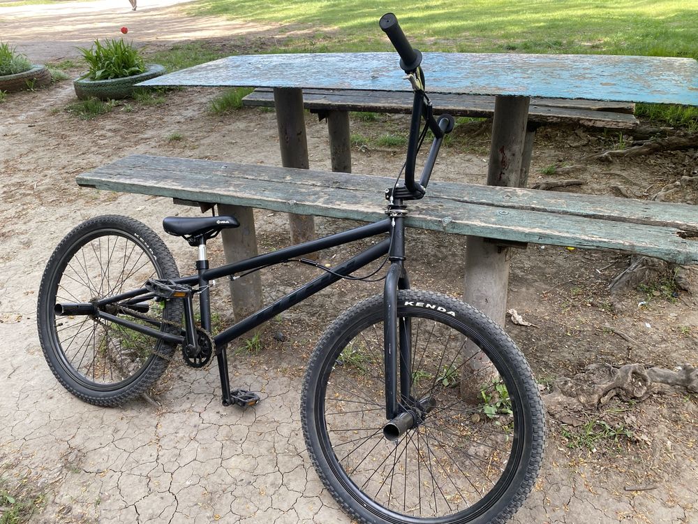 Продам BMX Titan 24 колёса ТОРГ