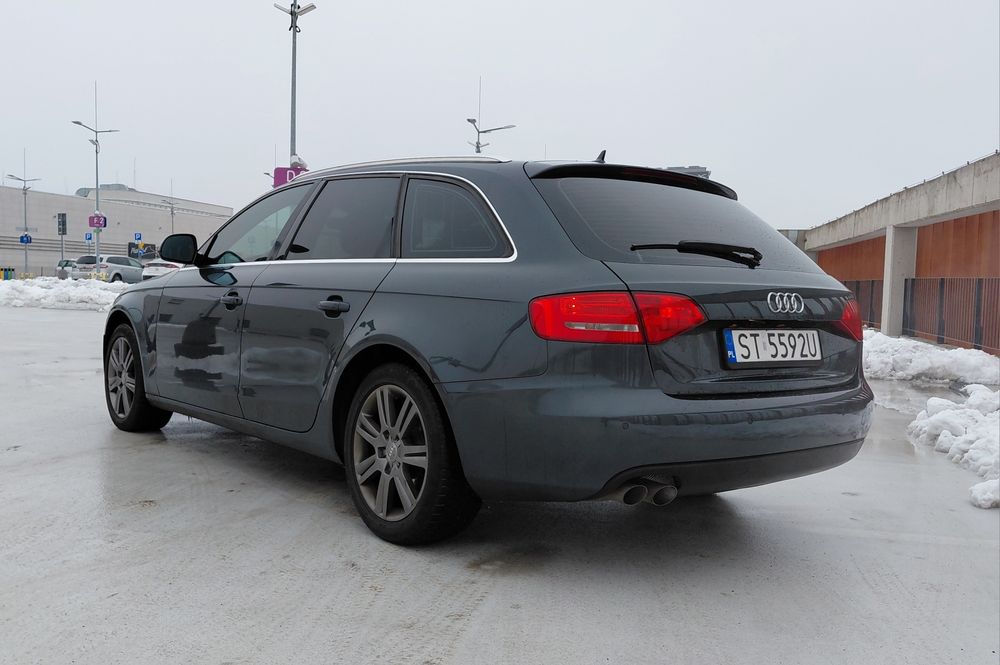 Sprzedam Audi a4 b8 2.0 CR.
