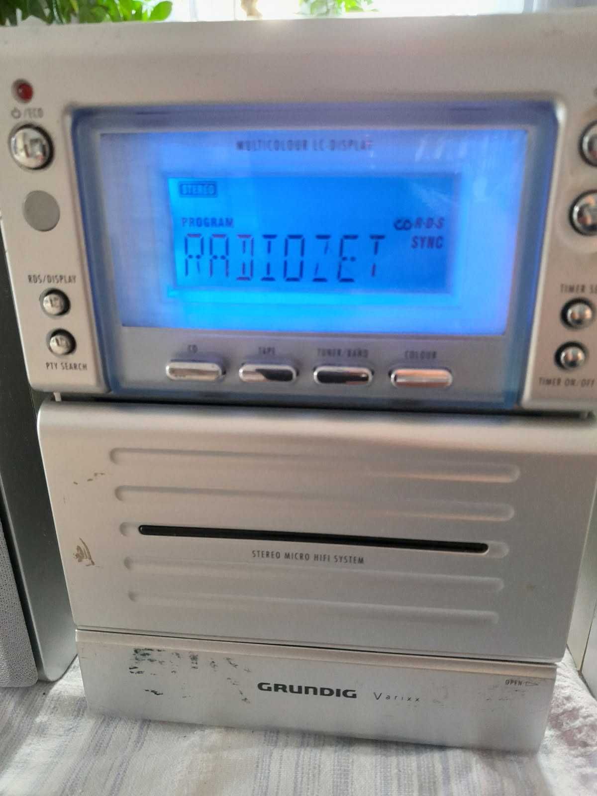 Wieża Grundig Varixx UMS 4200