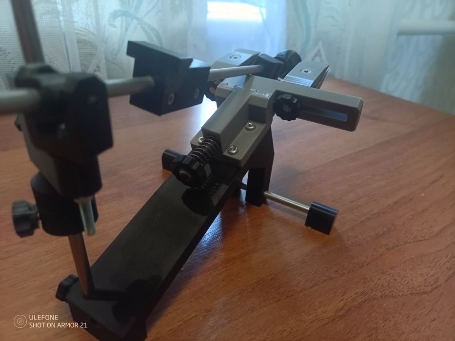Точілка для заточкі ножей