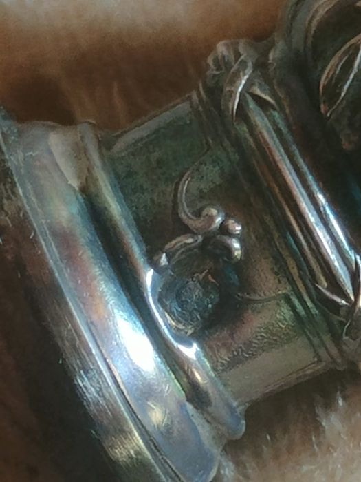 Conjunto para cortar pernas de presunto em caixa com alças de prata