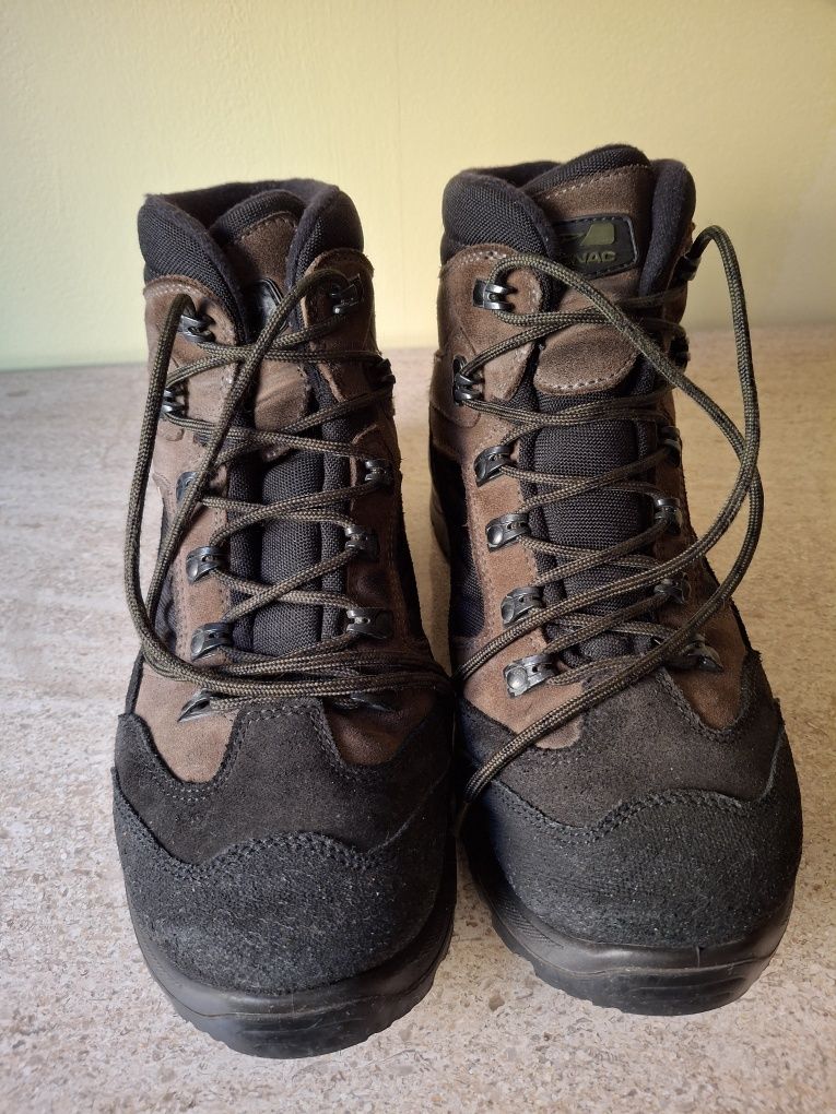 Botas 42 impermeáveis