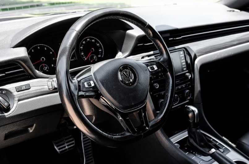 Volkswagen Passat 2.0 R-Line 2021