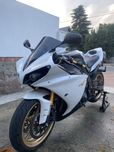 Yamaha r1 RN22 rn19