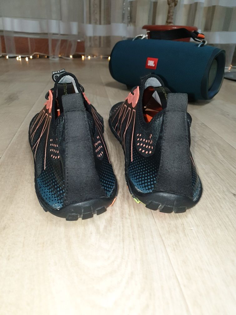 Кроссовки "Аквашузы" Vibram 45р.