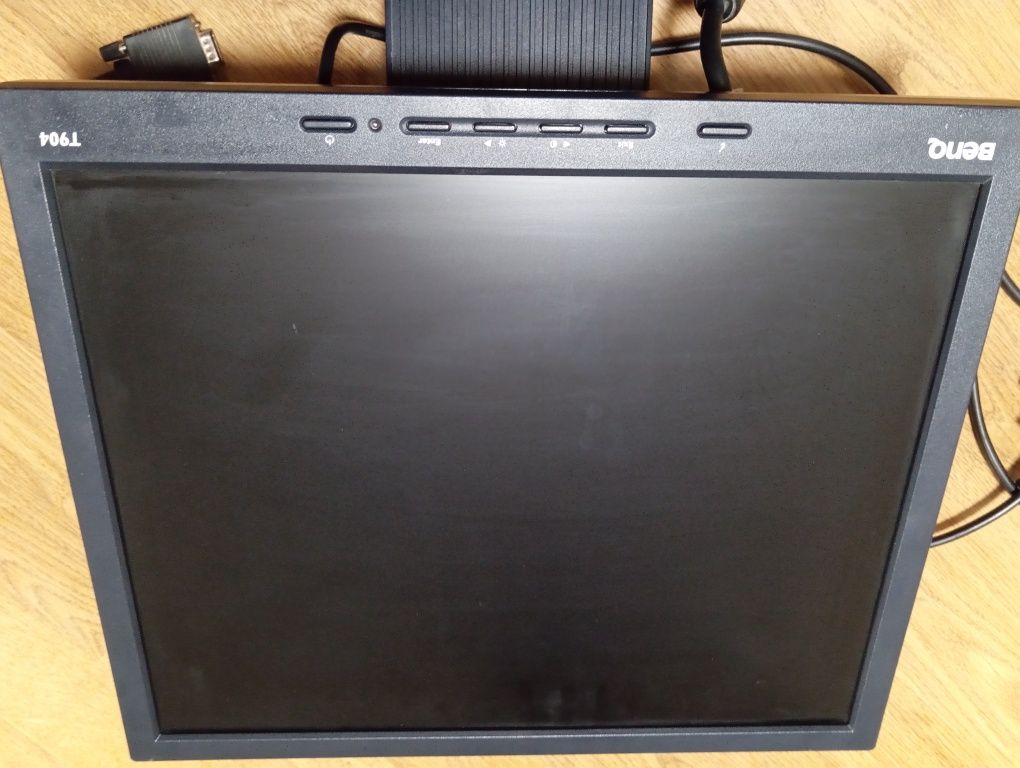 Monitor BenQ 19 cali