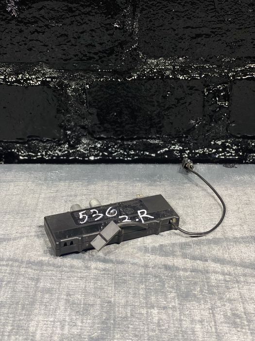 Усилітель Антени БМВ Е36 65258875174