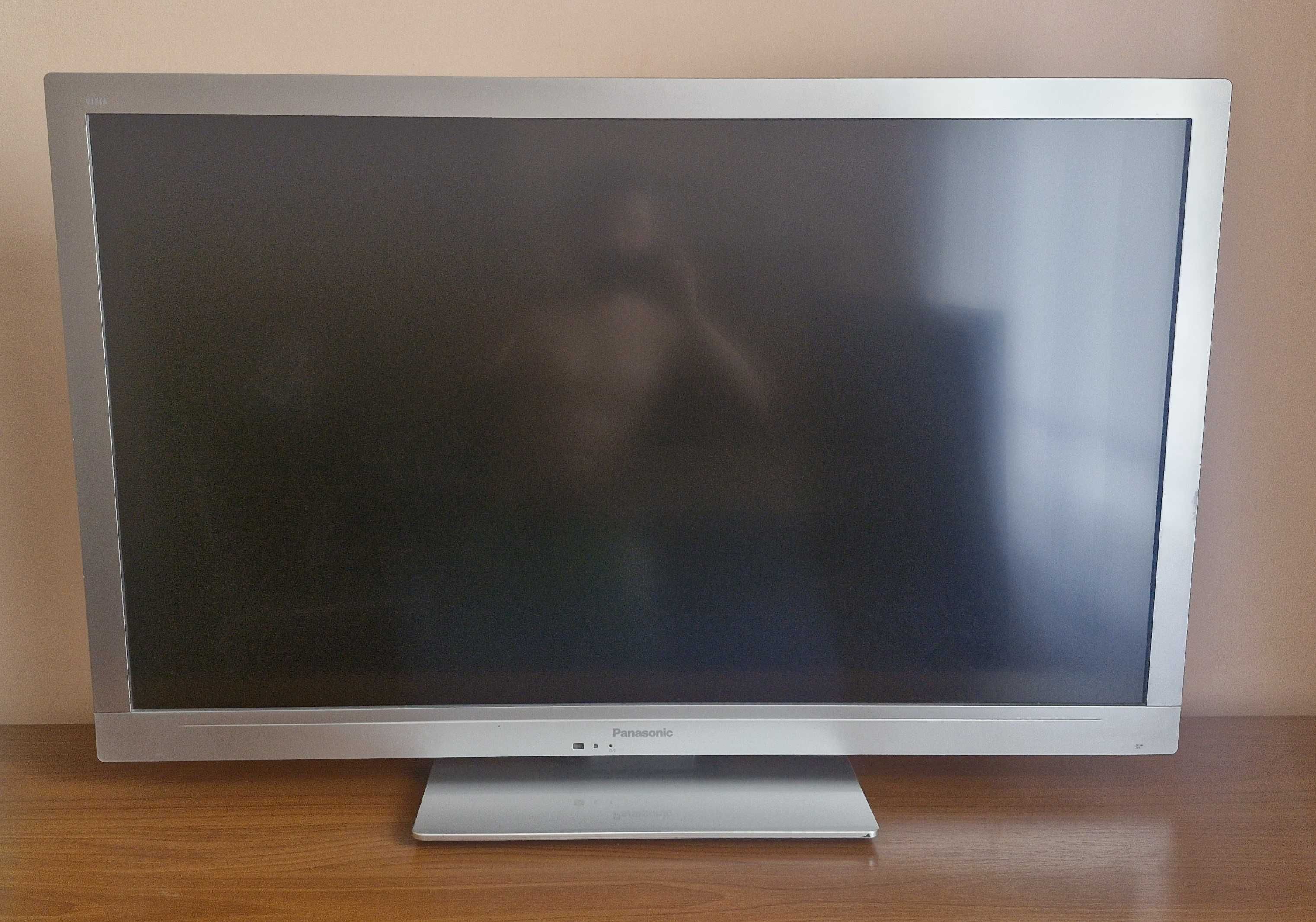 Телевізор "42" Panasonic TX-L42EF32