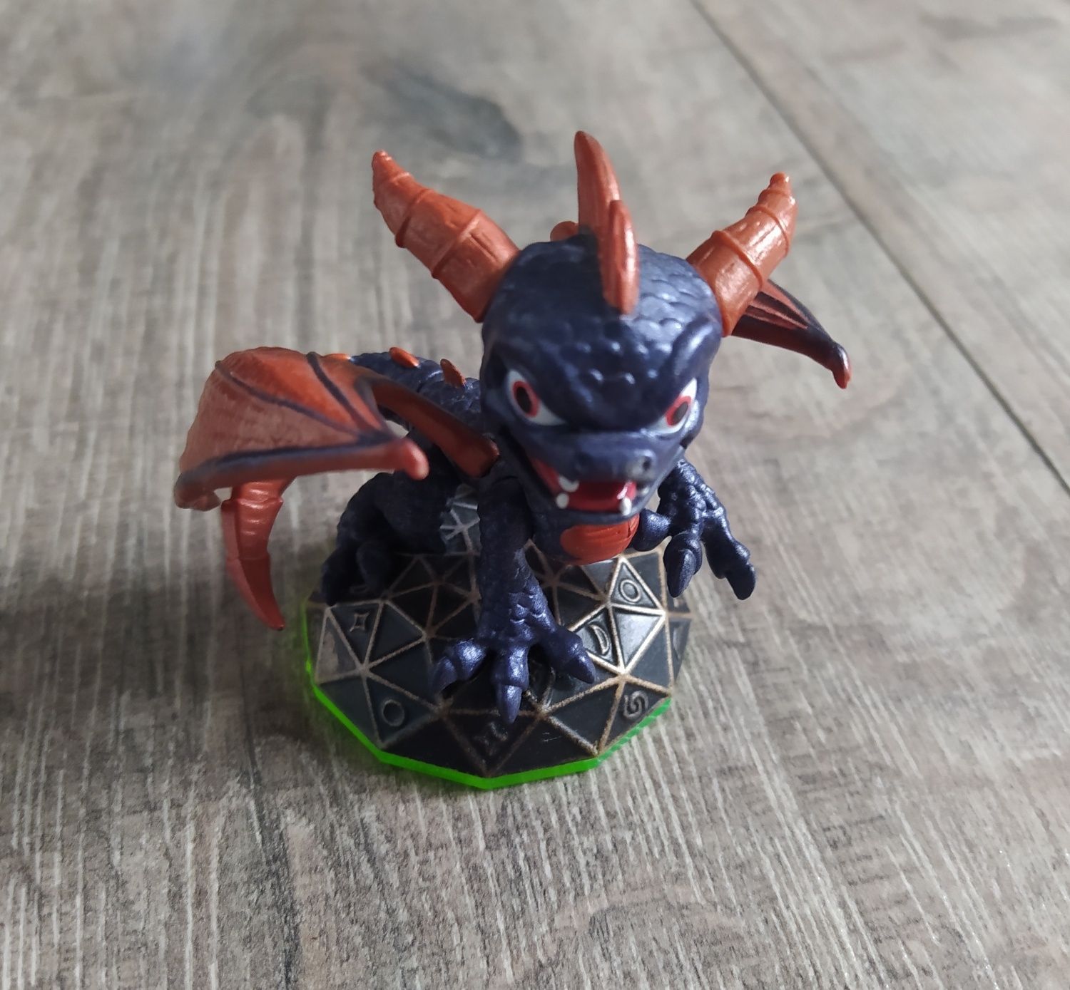 Skylanders Adventure Spyro Purple Dragon  First Edition