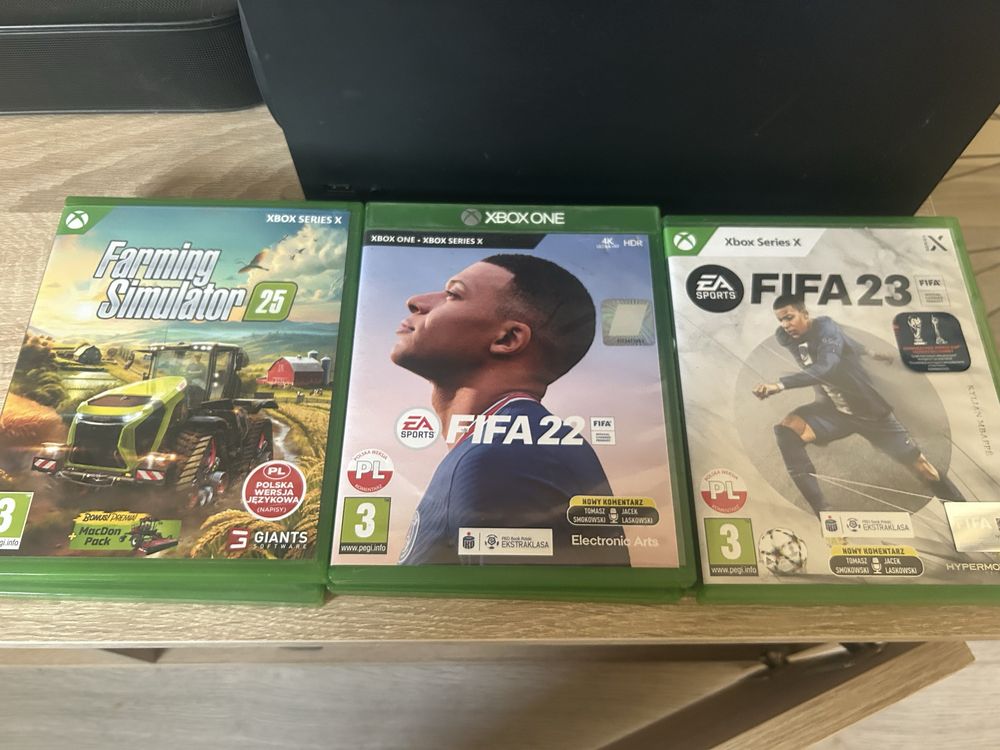 X-box series X 1T 2pady+ gry