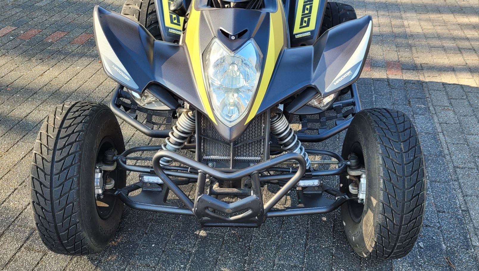 QUAD kymco maxxer 300