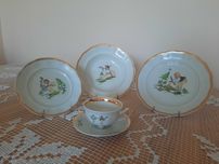 Porcelana KAROLINA, zestaw śniadaniowy Górale, ciupagi, kierpce. PRL