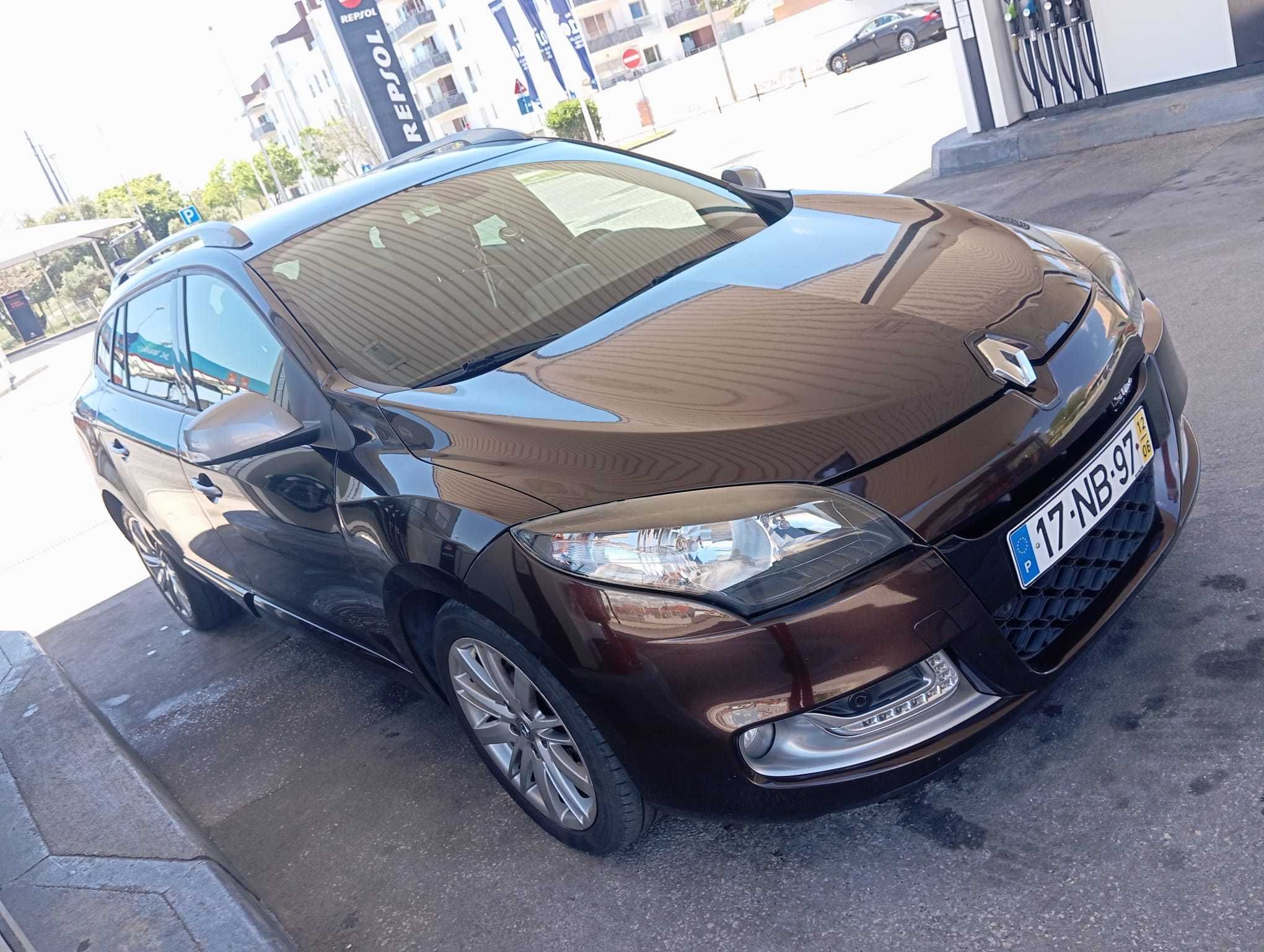 Renault Megane Sport Tourer 1.5 DCI 110cv GT Line
Nacional