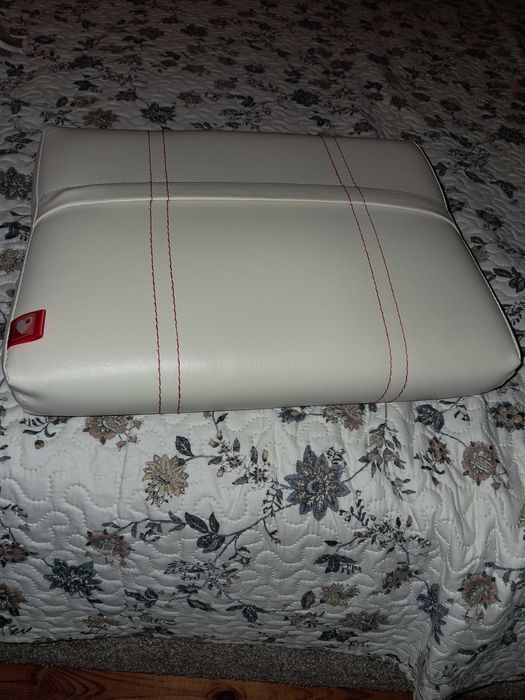 Nowiutka poduszka Vitberg