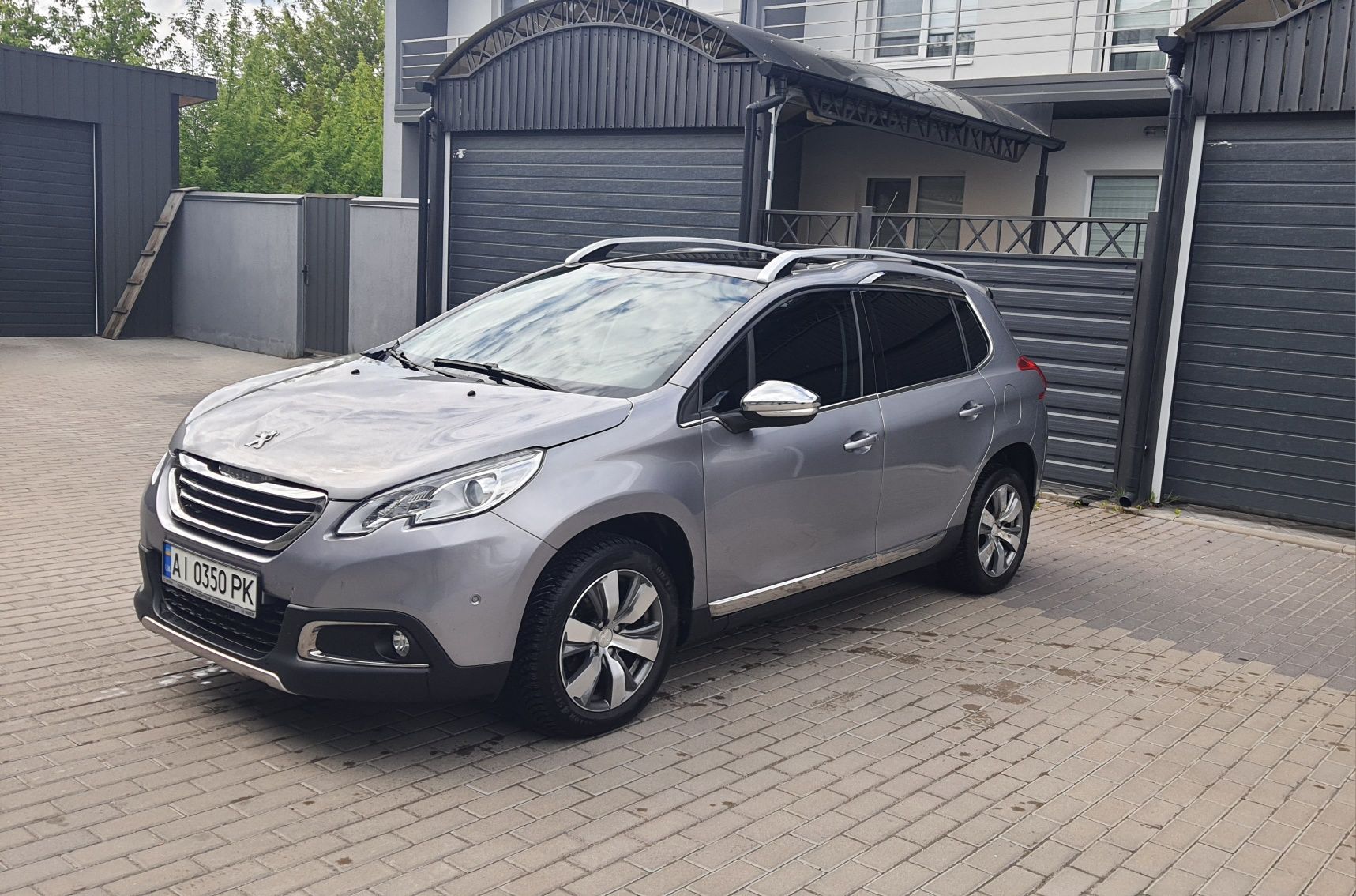 Peugeot 2008 .  2013 год