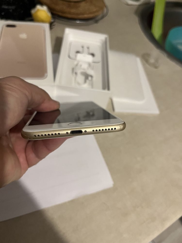 Iphone 7+ plus GOLD idealny