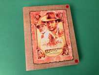 Dossier Escolar do Indiana Jones Anos 80 Ambar