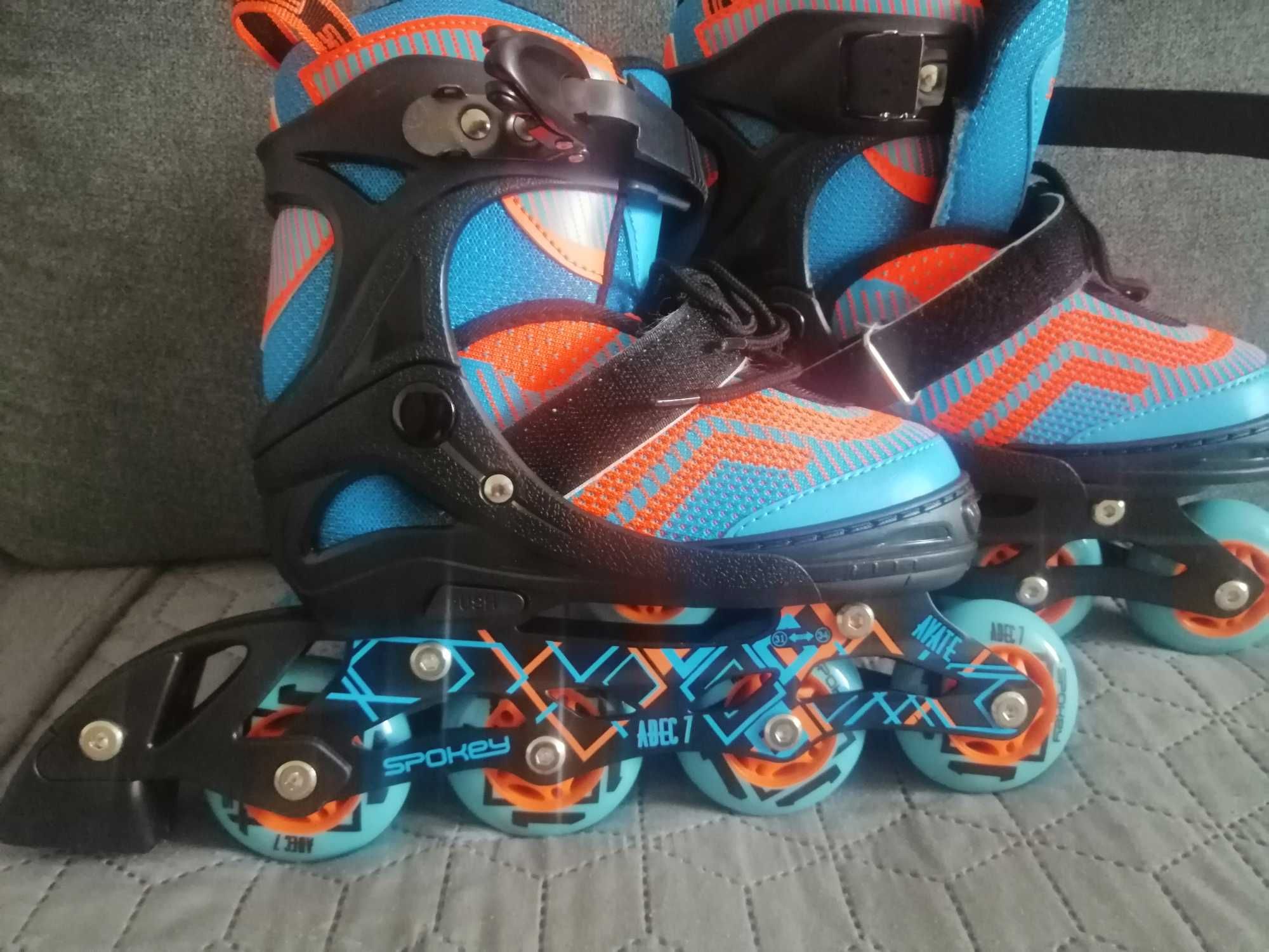 Stan idealny Rolki Avate Spokey regulowane 31-34+zestaw ochraniaczy