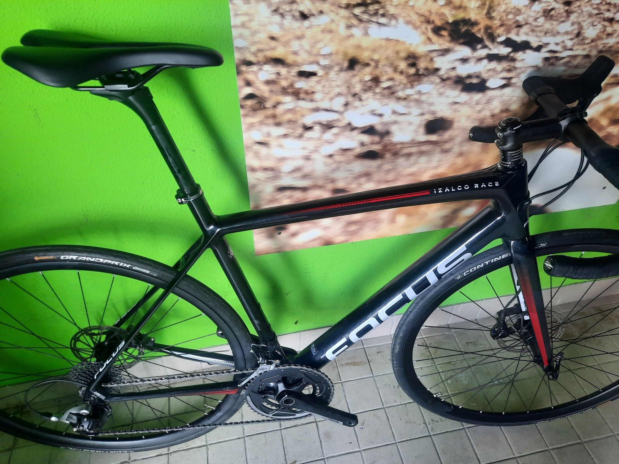 Focus izalco de carbono de disco.