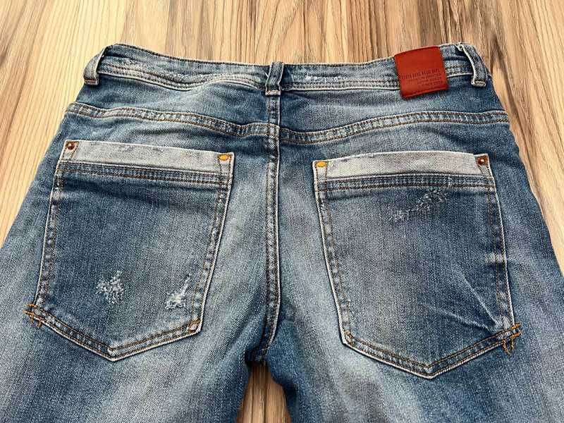 Spodnie dżinsowe jeans dżinsy Zara boyfriend z przetarciami luźne S