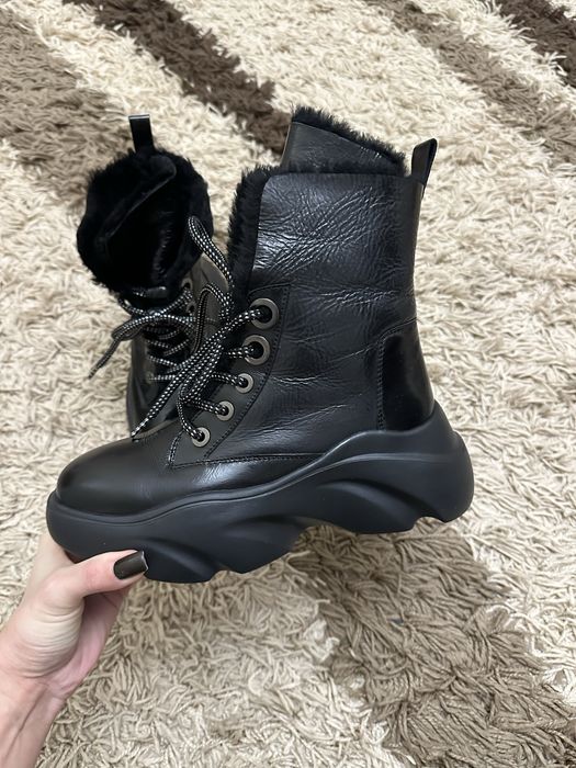 Продам Ботинки зимові натуральна шкіра і овчина