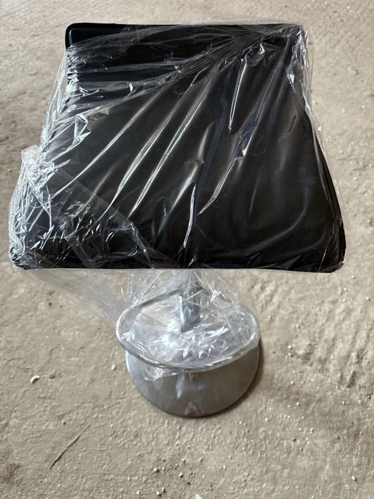 Продається крісло для бровіста