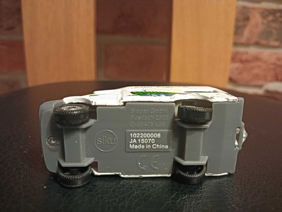 Siku 1022 Iveco Dormobile – model kampera „Kiwi Explorer”