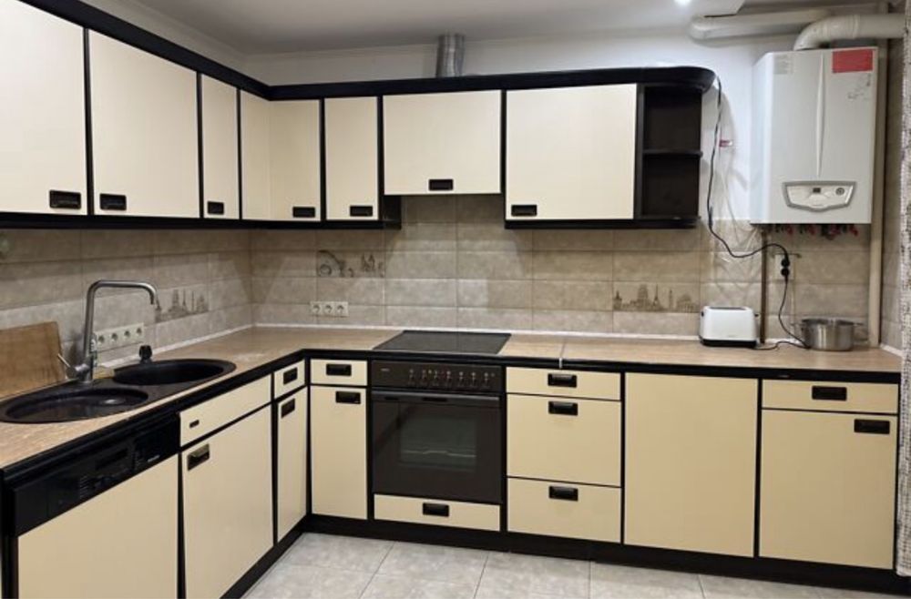 Оренда 3 кімнатної квартири біля озера