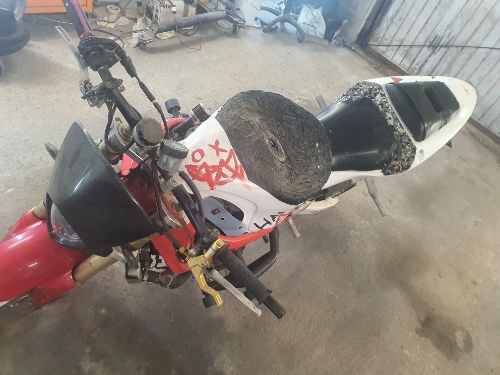 Honda CBR f4i s stunt zamiana cross auto