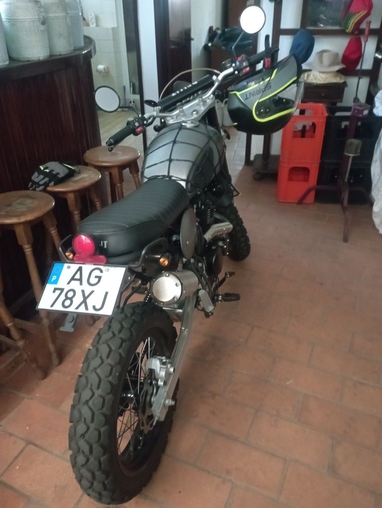 Mota Bullit/Bluroc Hero 125cc 4anos