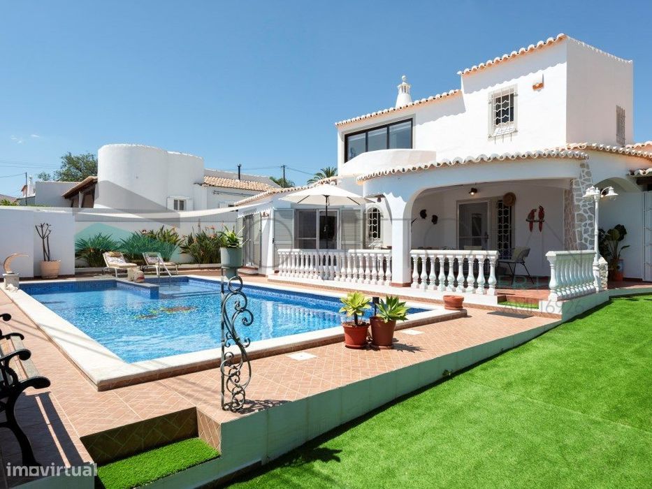 Moradia com vista mar na prestigiada zona das Sesmarias, Carvoeiro