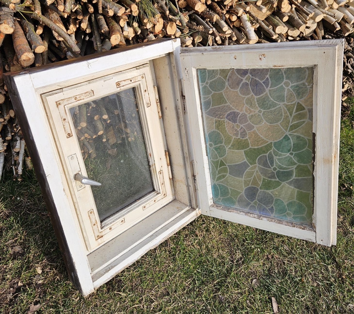 Stare okno drewniane PRL 60x45