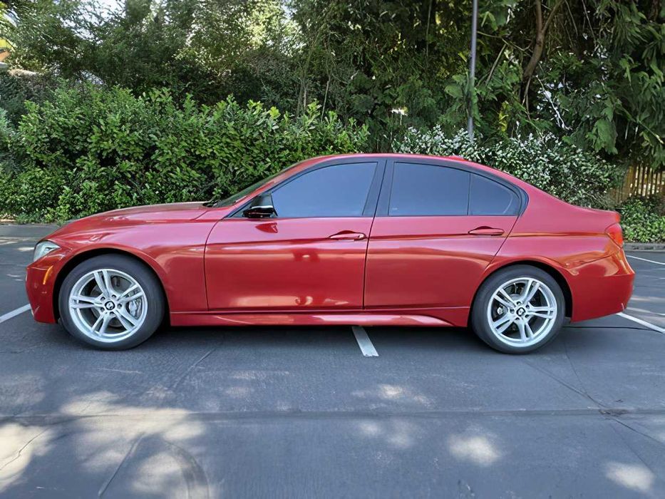 BMW 3 Series      2016