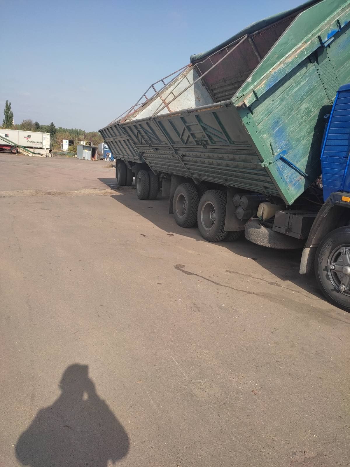 Продам КАМАЗ з причепом самоскид