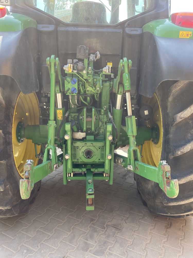 John Deere 6120M Salon Polska