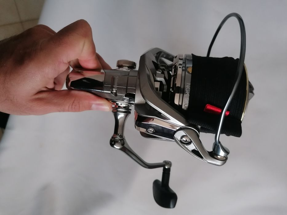Carreto pesca novo com linha daiwa