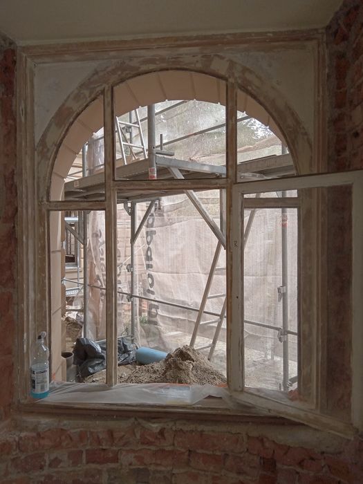 Renowacja drzwi,futryn okien drewnianych