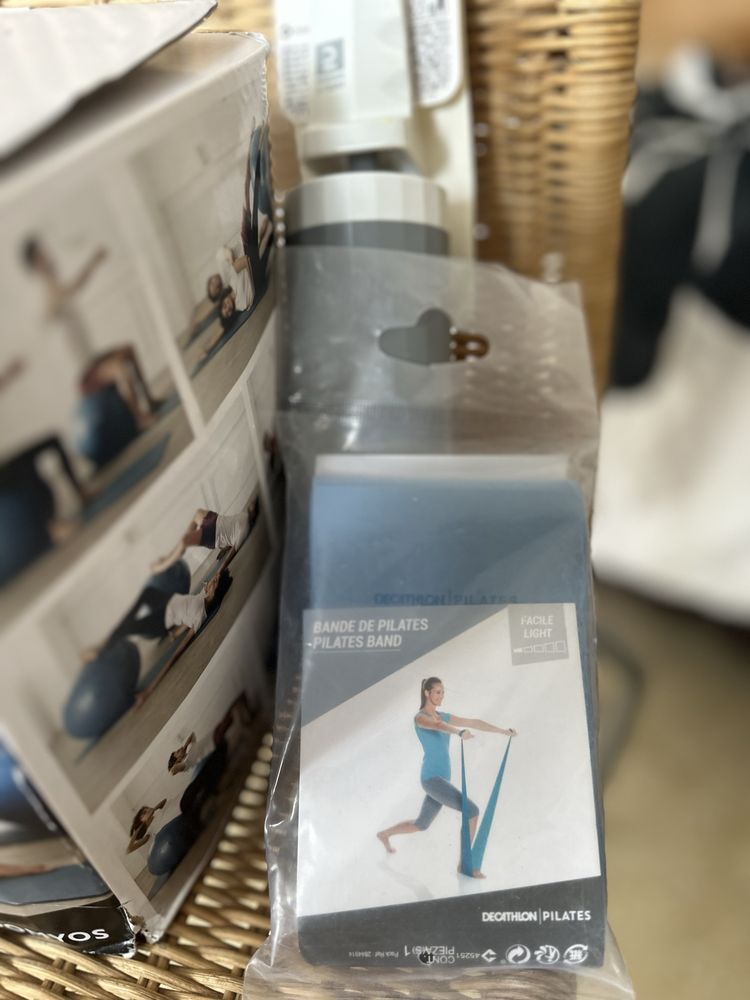 Bola de pilates + bomba + banda