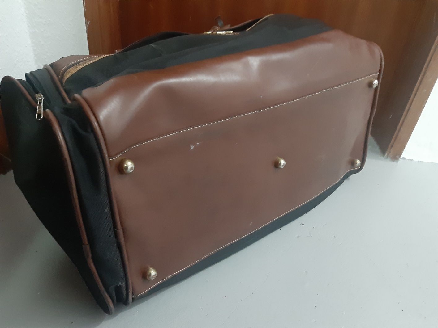 Saco de mão marca jacto