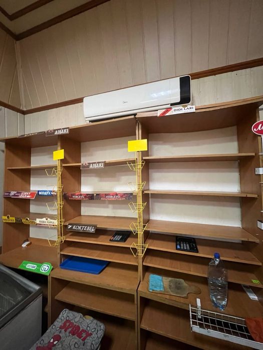Полки для магазина