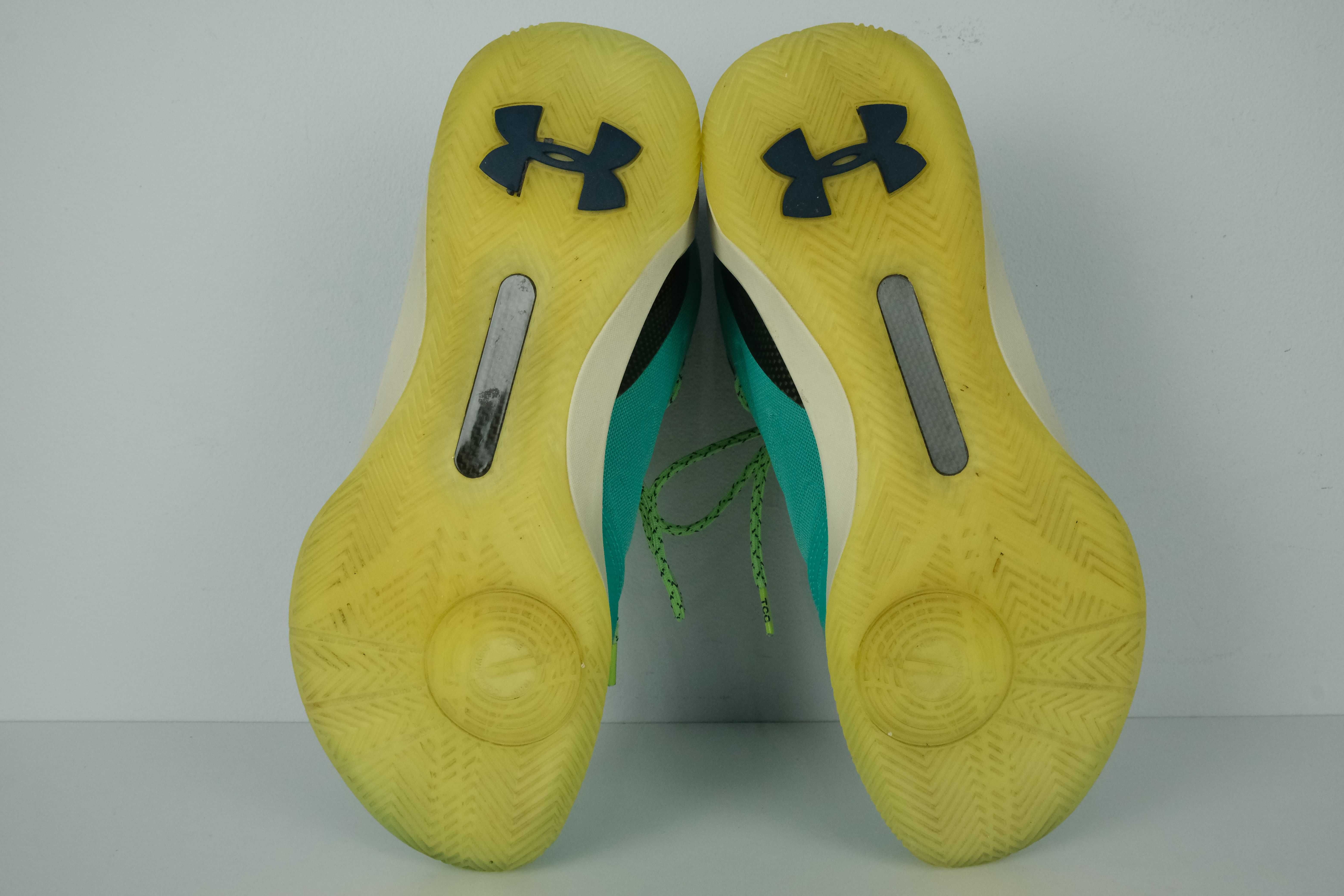 Under Armour  curry 3 r 43