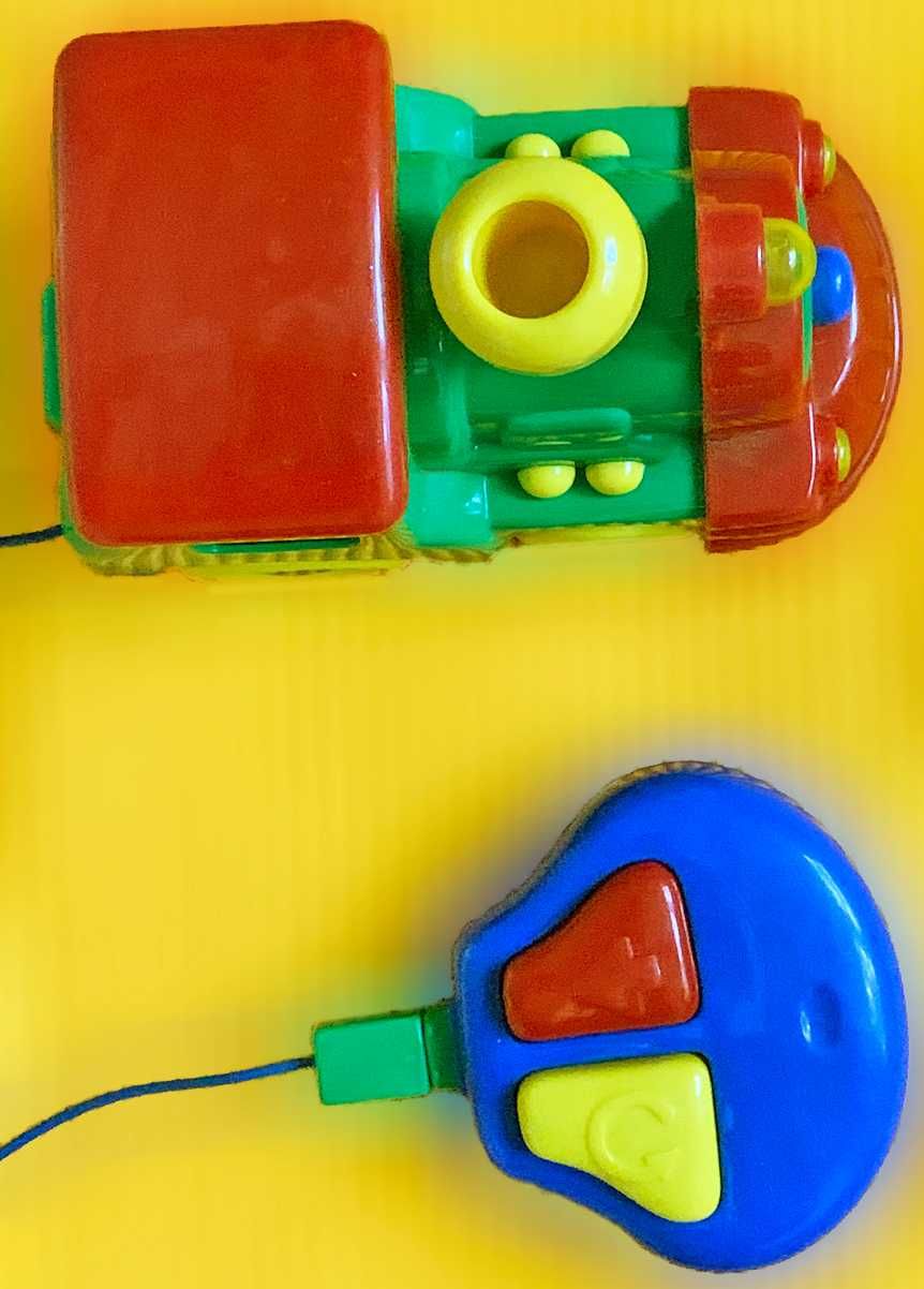 Brinquedo Comboio com Comando, Novo