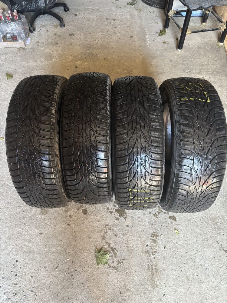 Шини до авто зимові225/60 R 18
