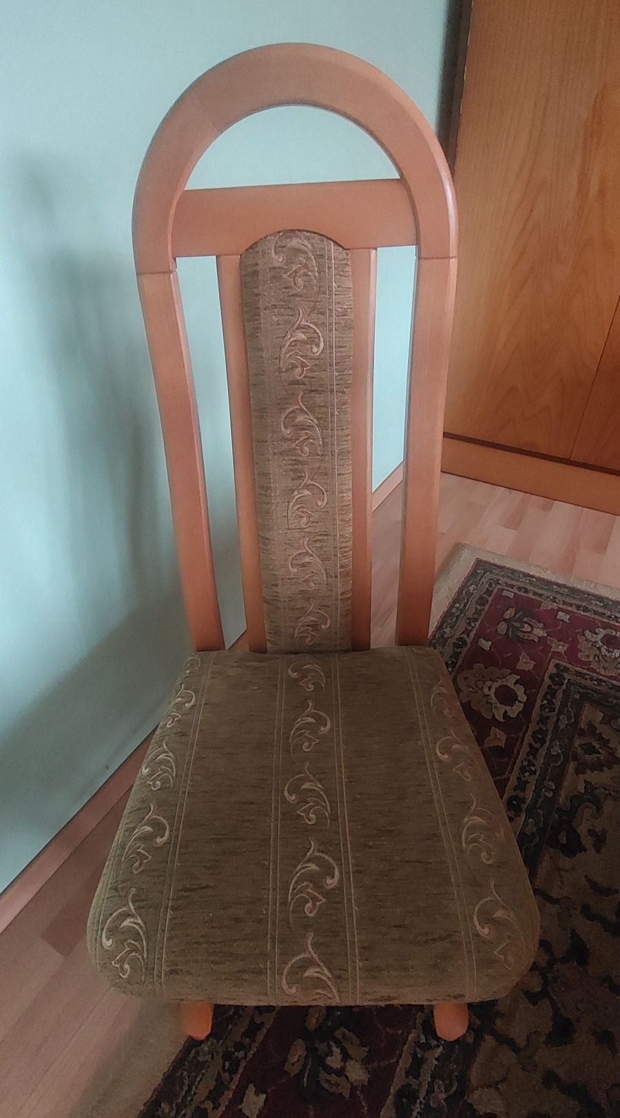Stół rozkładany + 6 krzeseł
