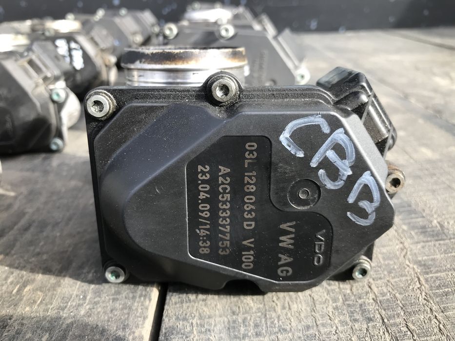 дросельна заслонка клапан ЕГР 1.6 1.9 2.0 passat b6 golf 5 skoda A5