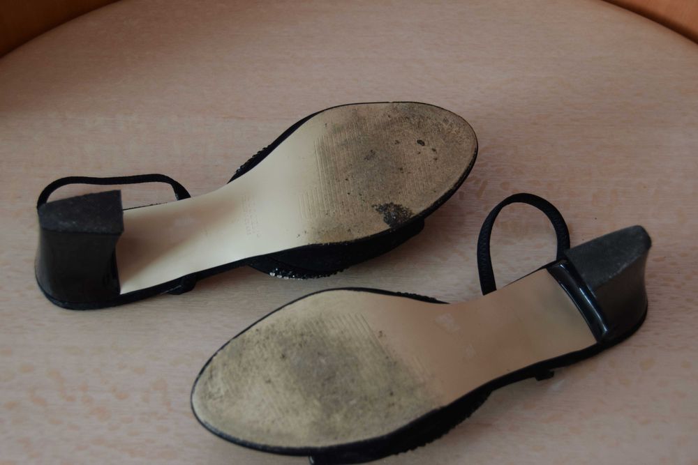 Летние босоножки р.39